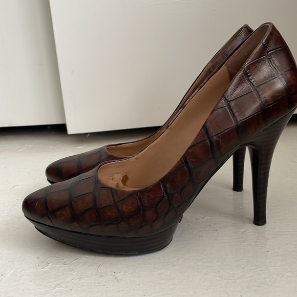 Nine West brown leather heels, size 7 - Picture 3 of 9